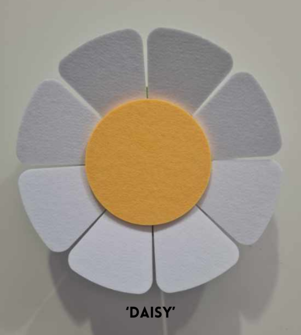 Wallflower - Daisy